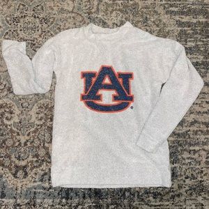auburn pullover
